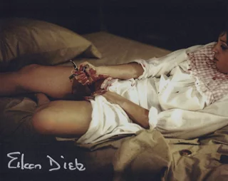 Eileen Dietz autograph