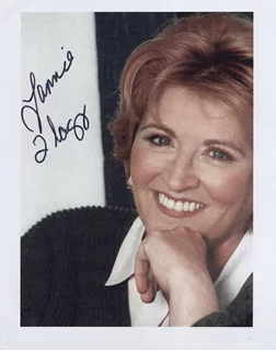 Fannie Flagg autograph