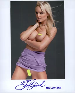 Shera Bechard autograph