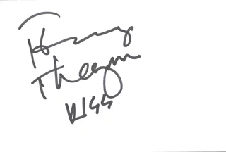 Tommy Thayer autograph