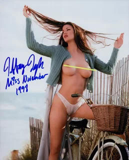 Tiffany Taylor autograph