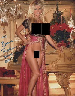 Brande Roderick autograph