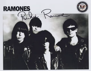 Richie Ramone autograph