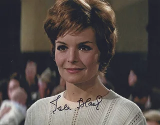 Isla Blair autograph