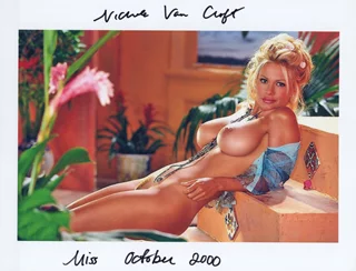 Nichole Van Croft autograph