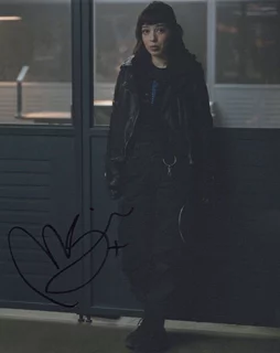 Marli Siu autograph