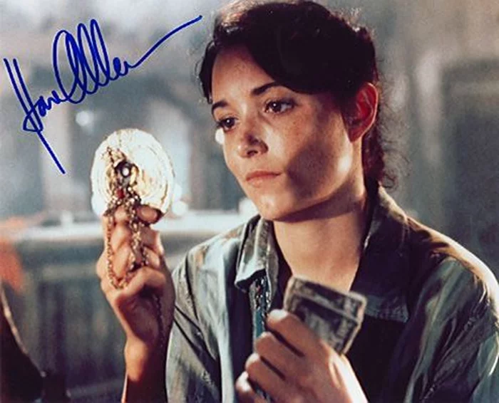 Karen Allen autograph