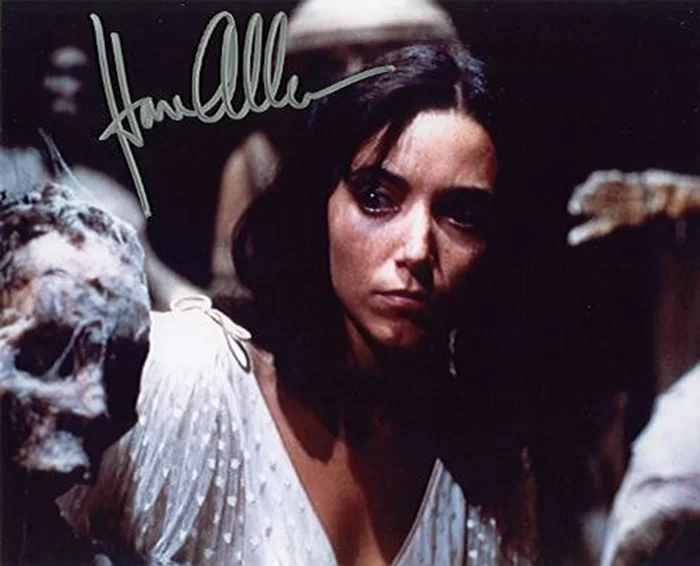Karen Allen autograph