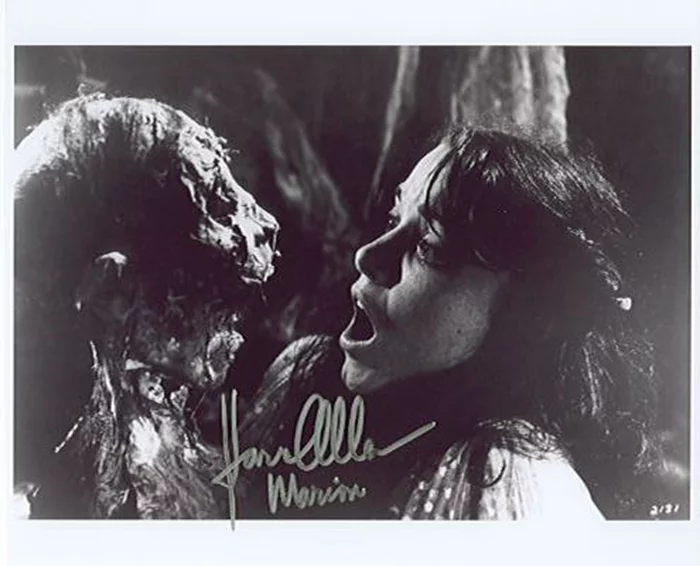 Karen Allen autograph