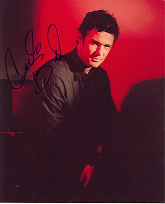Carlos Bernard autograph