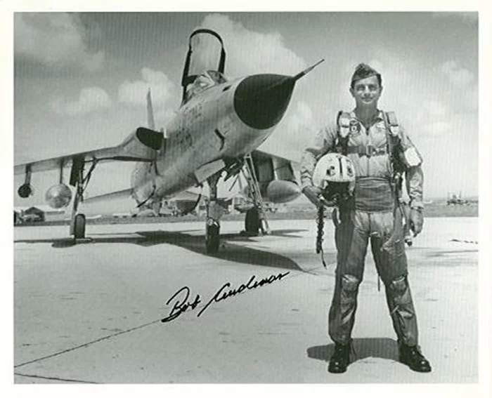 Bob Cardenas autograph