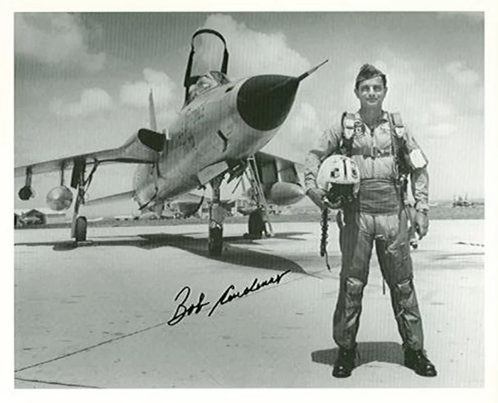 Bob Cardenas autograph