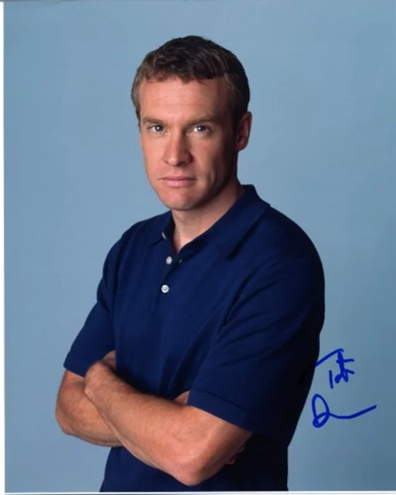Tate Donovan autograph