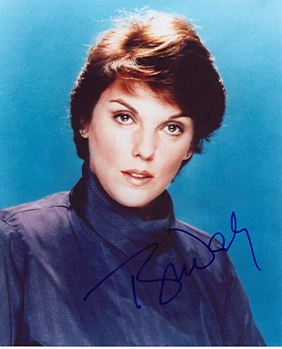 Tyne Daly autograph