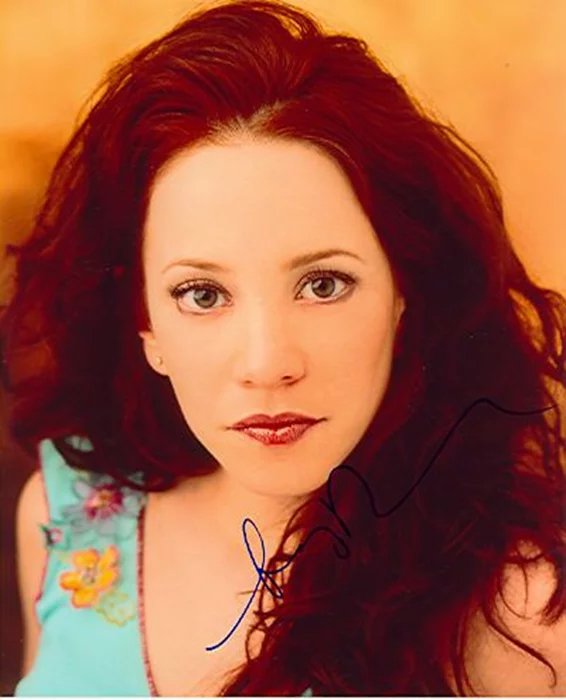 Amy Davidson autograph