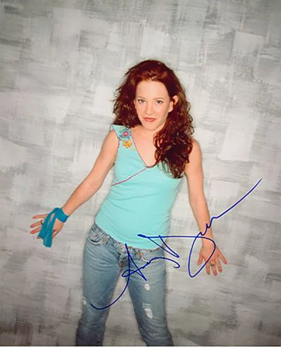 Amy Davidson autograph