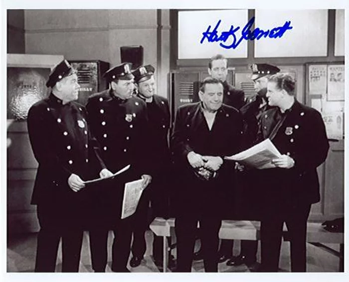 Hank Garrett autograph