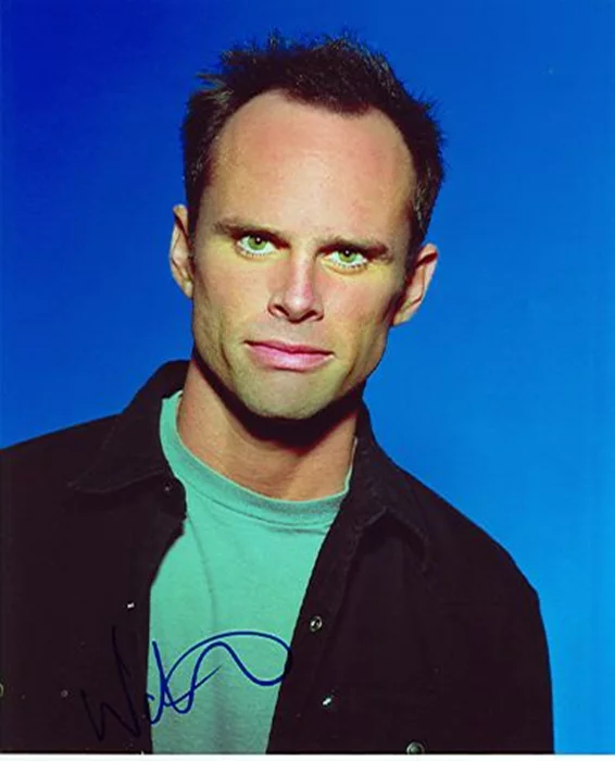 Walt Goggins autograph