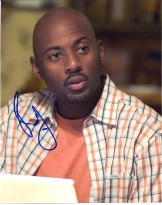 Romany Malco autograph