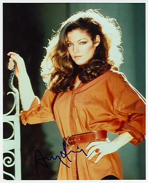Amy Irving autograph
