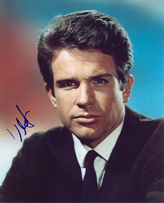 Warren Beatty autograph