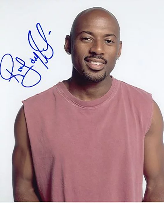 Romany Malco autograph
