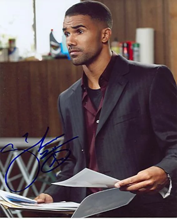 Shemar Moore autograph