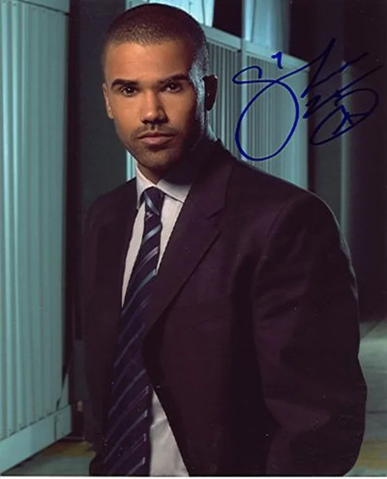 Shemar Moore autograph
