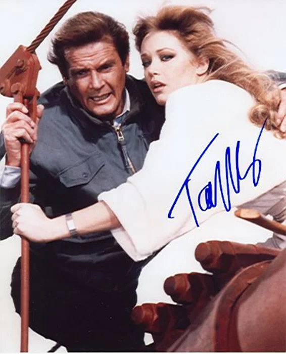 Tanya Roberts autograph