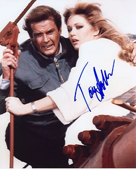 Tanya Roberts autograph