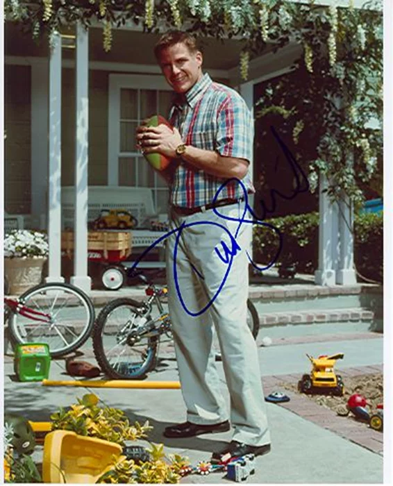Doug Savant autograph