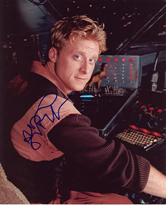 Alan Tudyk autograph