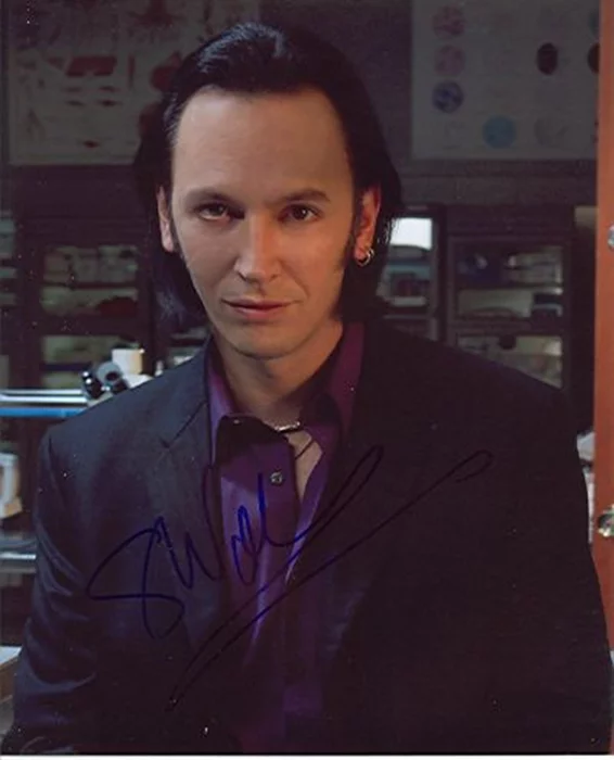 Steve Valentine autograph