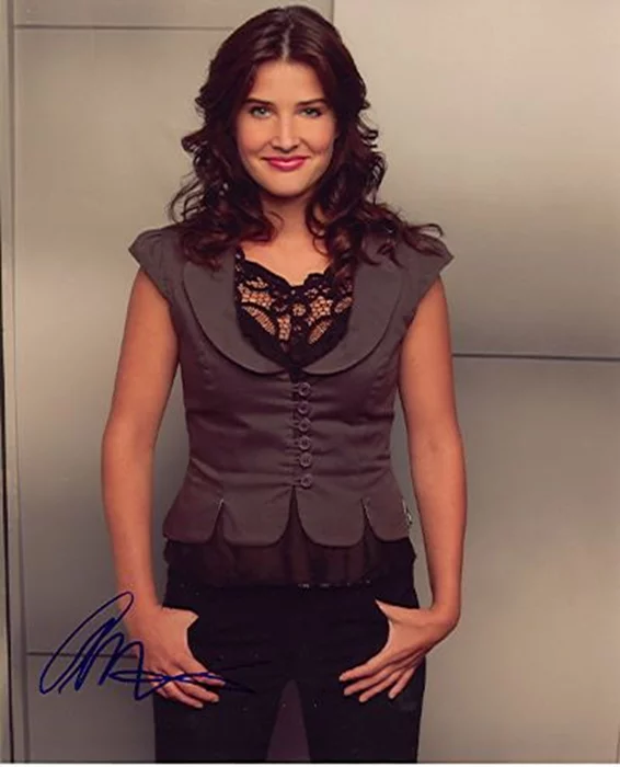 Cobie Smulders autograph