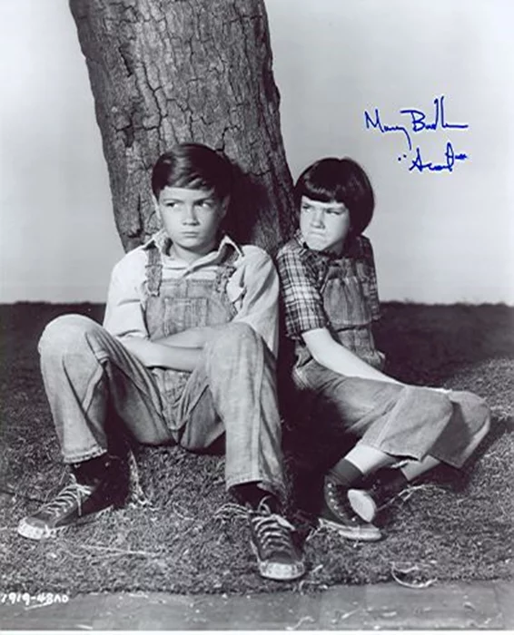 Mary Badham autograph