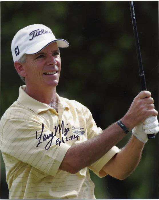 Larry Mize autograph