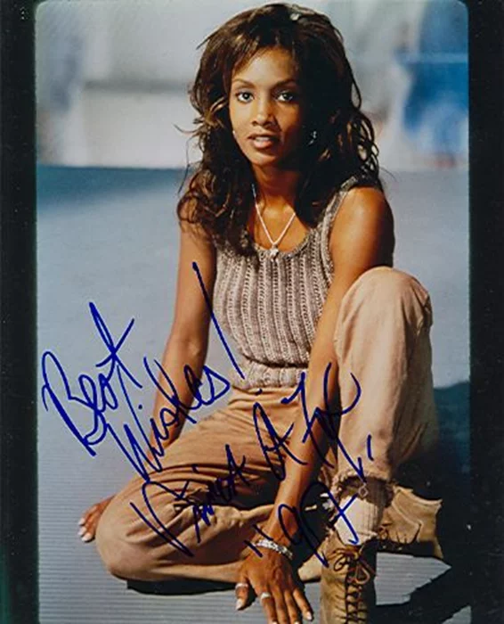 Vivica A. Fox autograph