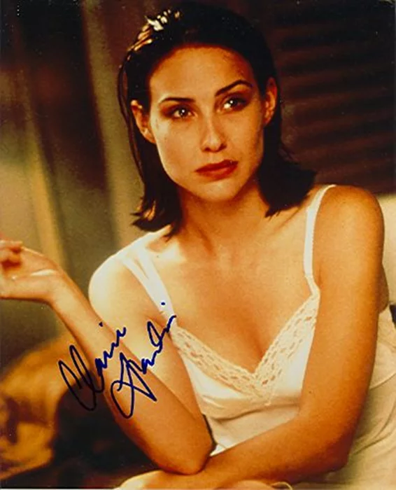 Claire Forlani autograph