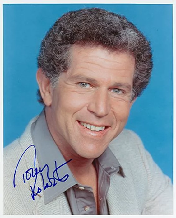 Tony Roberts autograph