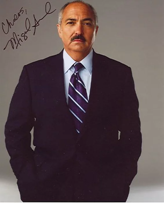 Miguel Sandoval autograph