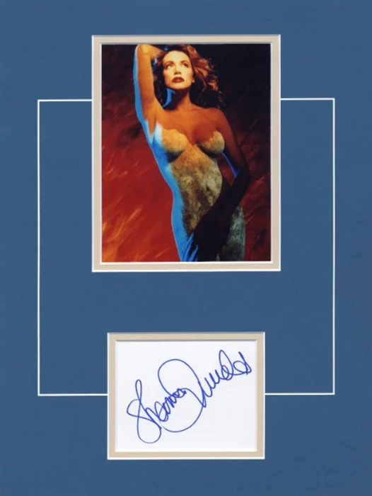 Shannon Tweed autograph