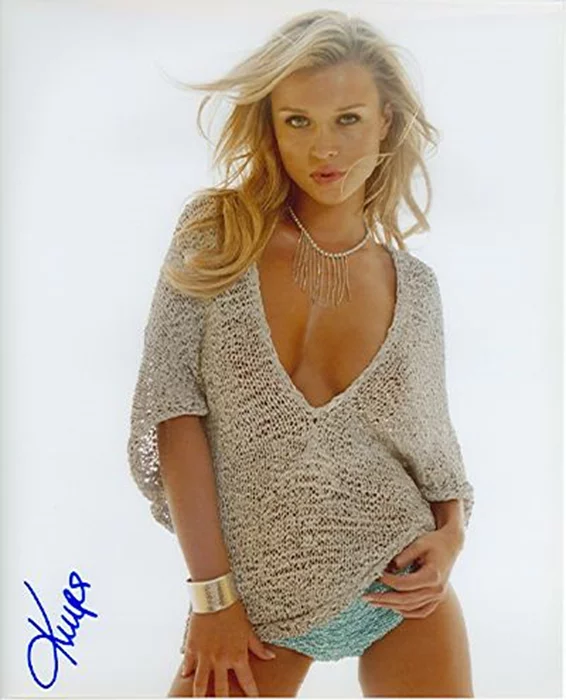 Joanna Krupa autograph