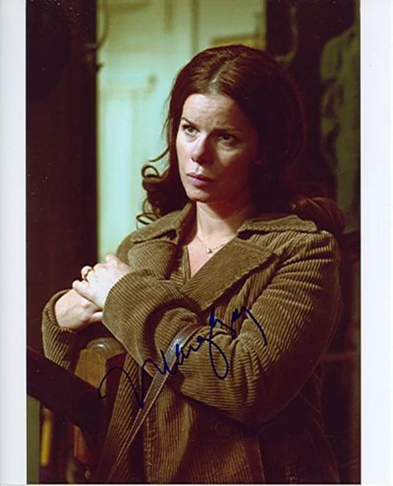 Marcia Gay Harden autograph