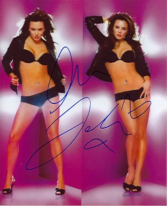 Jodi Albert autograph