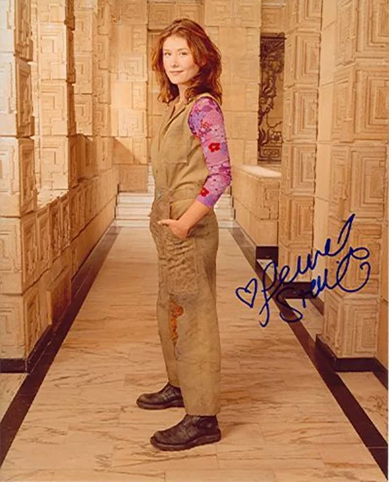 Jewel Staite autograph