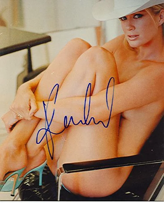 Rachel Hunter autograph