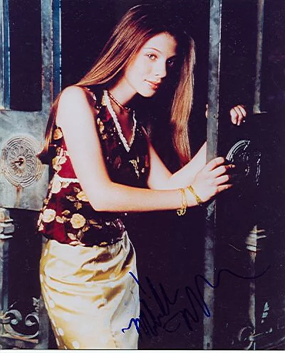 Michelle Trachtenberg autograph