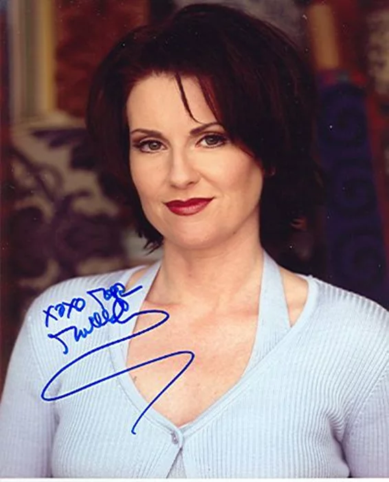 Megan Mullally autograph