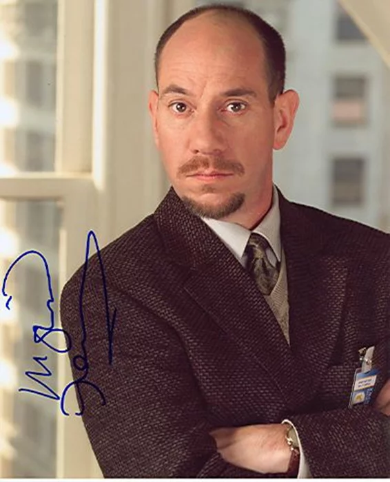 Miguel Ferrer autograph