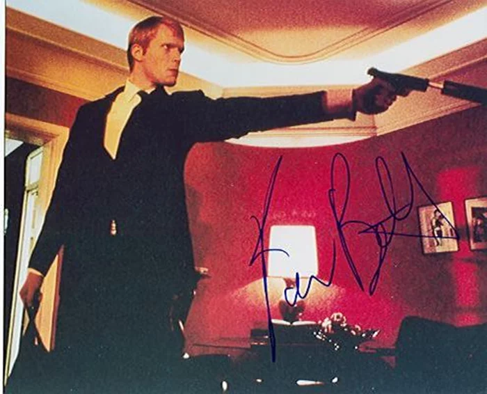 Paul Bettany autograph